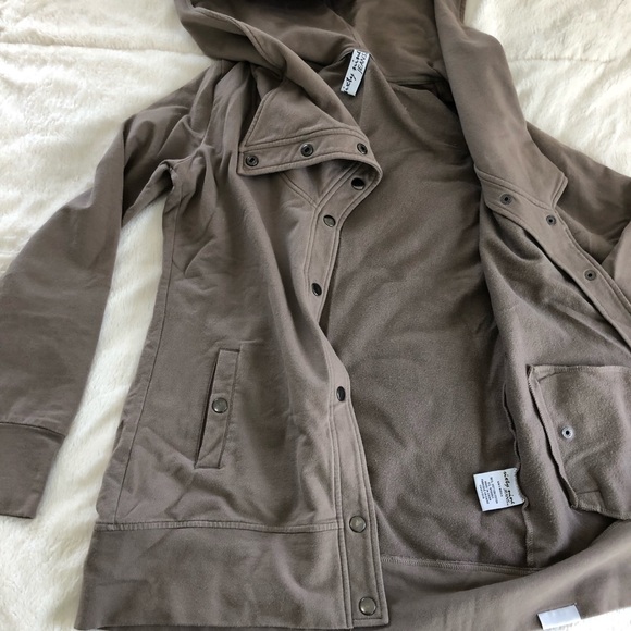 Hooded Sweatshirt Jacket - Picture 4 of 4